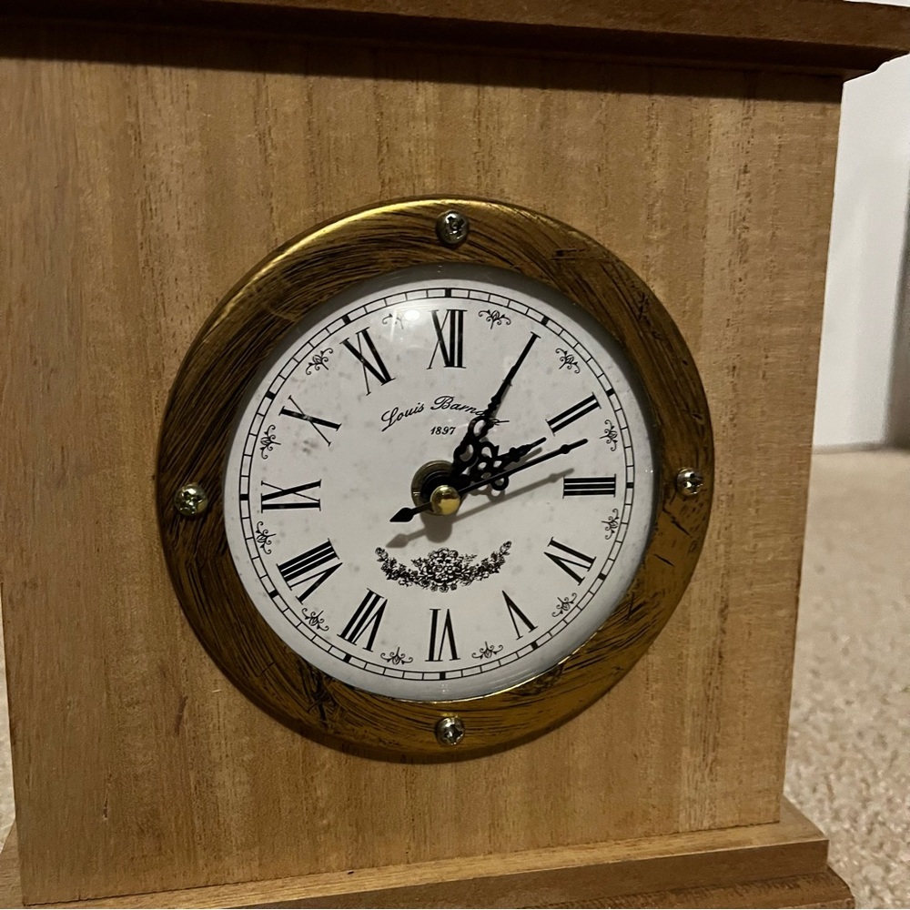 Tabletop clock - Picture 4 of 4